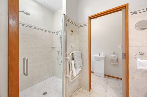 Photo of property in 3 Watlings Place, Kennedys Bush, Christchurch, 8025
