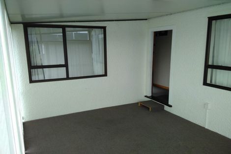 Photo of property in 27 Gladstone Road, Woodend, 7610