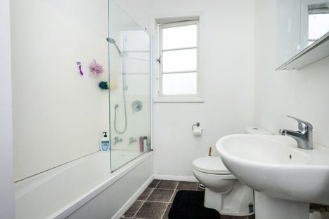 Photo of property in 30 Ngaire Street, Longburn, Palmerston North, 4412