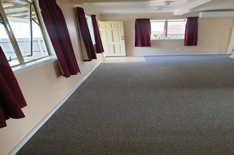 Photo of property in 241 Great North Road, Henderson, Auckland, 0612