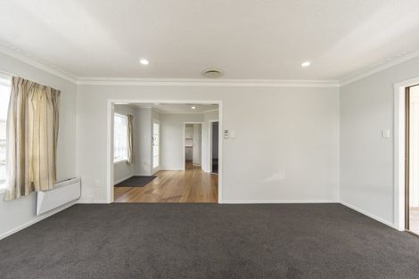 Photo of property in 7 Saint Lukes Place, Bader, Hamilton, 3206