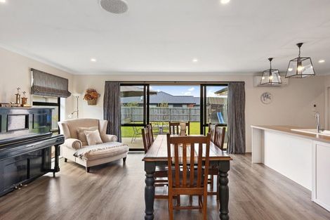Photo of property in 16 Memorial Crescent, Methven, 7730