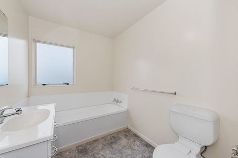 Photo of property in 28 Maitland Street, Frankton, Hamilton, 3204