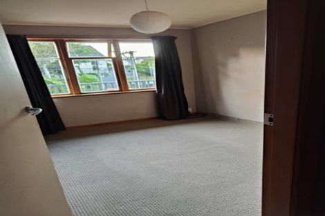 Photo of property in 4/62 Simla Crescent, Khandallah, Wellington, 6035