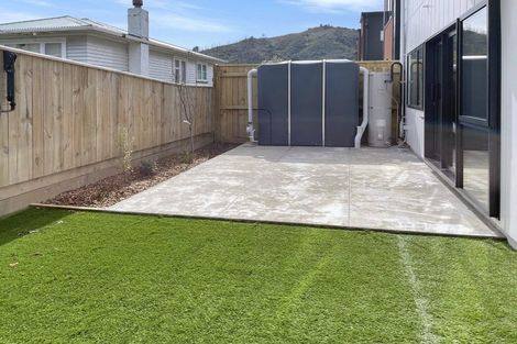 Photo of property in 9 Main Road, Wainuiomata, Lower Hutt, 5014