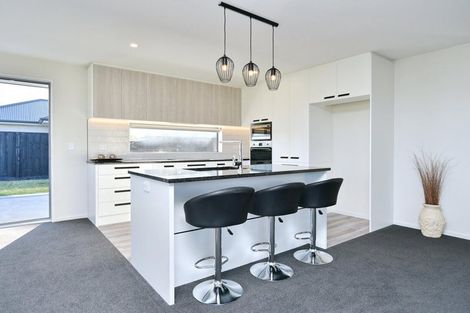 Photo of property in 36 Plover Avenue, Amberley, 7410