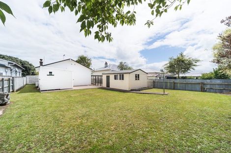 Photo of property in 43 Lyndhurst Street, Takaro, Palmerston North, 4412