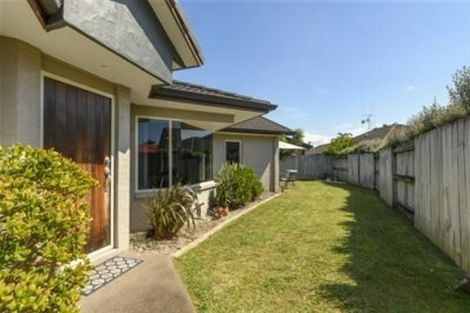 Photo of property in 56 Oriental Parade, Papamoa Beach, Papamoa, 3118