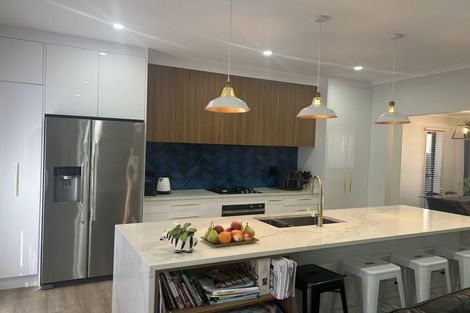 Photo of property in 203 Kyle Road, Greenhithe, Auckland, 0632