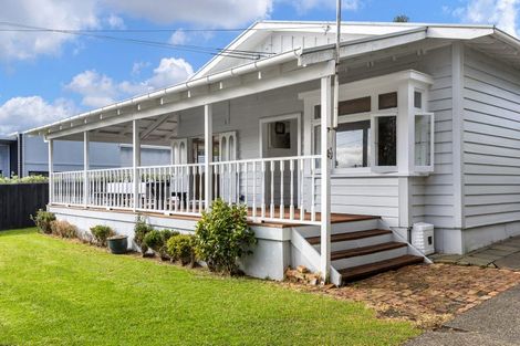 Photo of property in 66 Beresford Street, Bayswater, Auckland, 0622