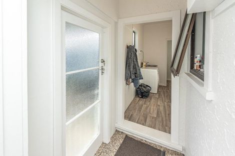 Photo of property in 28 Roberts Avenue, Aramoho, Whanganui, 4500