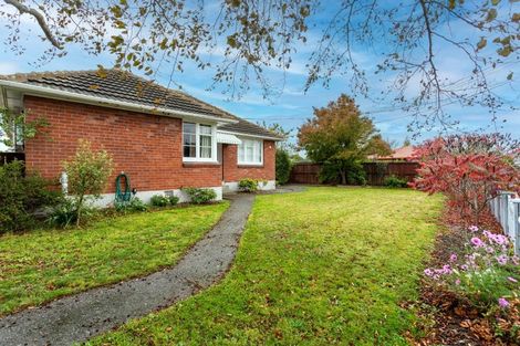 Photo of property in 23 Rowcliffe Crescent, Avonside, Christchurch, 8061