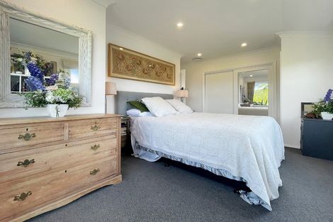 Photo of property in 28 Montgomery Avenue, Karori, Wellington, 6012