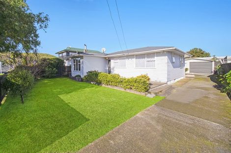 Photo of property in 22 Muir Avenue, Mangere Bridge, Auckland, 2022