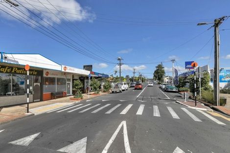 Photo of property in 11 Beach Haven Road, Beach Haven, Auckland, 0626