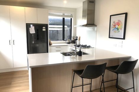 Photo of property in 14u2 Mitcham Avenue, Forest Lake, Hamilton, 3200
