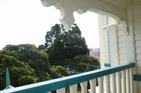 Photo of property in 6 Princes Street, Hawera, 4610