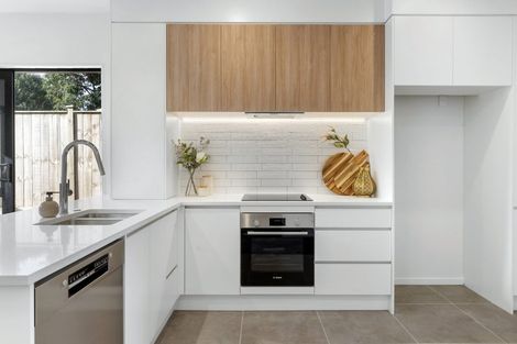 Photo of property in 31 Goodwin Drive, Rosehill, Papakura, 2113