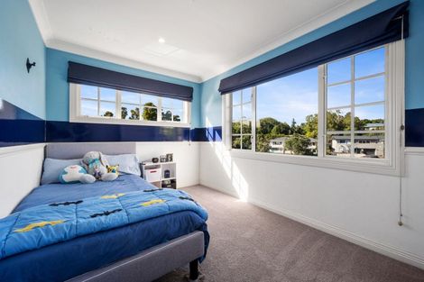 Photo of property in 8 Kerry Dell, Cockle Bay, Auckland, 2014