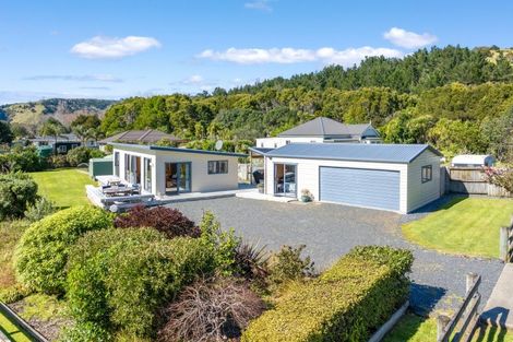 Photo of property in 21 Bathgate Road, Pakiri, Wellsford, 0972