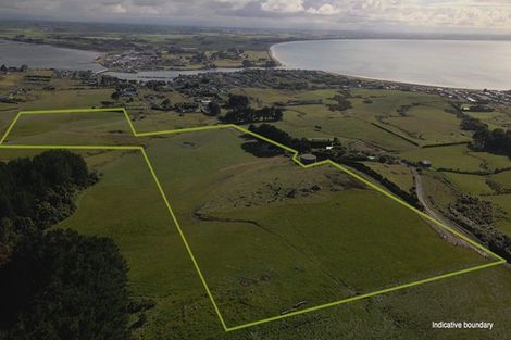 Photo of property in 65a Selwyn Crescent, Forrest Hill, Auckland, 0620