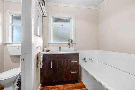 Photo of property in 17 Masham Road, Broomfield, Christchurch, 8042