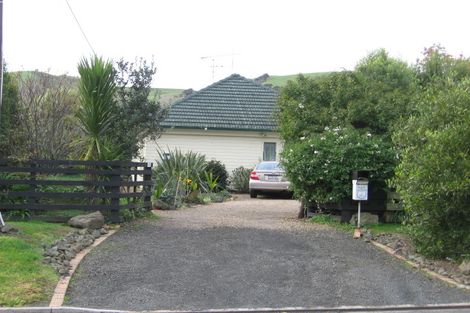 Photo of property in 122 Awaroa Road, Helensville, 0800