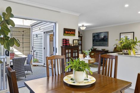 Photo of property in 47 Chateau Crescent, Rangatira Park, Taupo, 3330