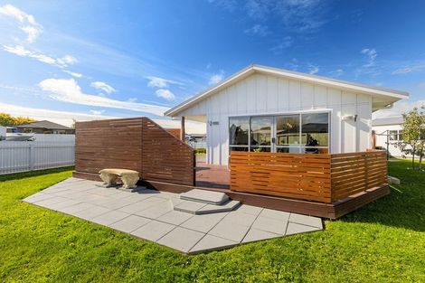Photo of property in 3 Wescombe Grove, Feilding, 4702