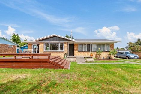 Photo of property in 19 Kenmore Place, Tokoroa, 3420