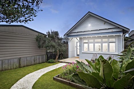 Photo of property in 99a Freyberg Street, Lyall Bay, Wellington, 6022