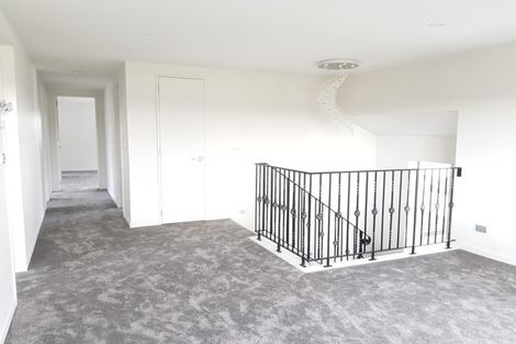 Photo of property in 10 Rauaruhe Road, Karaka, Papakura, 2113