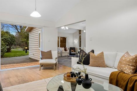 Photo of property in 152 Riverlaw Terrace, Saint Martins, Christchurch, 8022