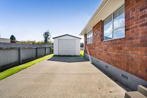 Photo of property in 14 Kauri Street, Merrilands, New Plymouth, 4312