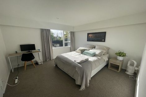 Photo of property in 8 Eskdale Road, Birkdale, Auckland, 0626