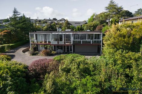 Photo of property in 185 Hackthorne Road, Cashmere, Christchurch, 8022