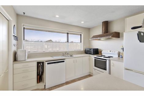 Photo of property in 1 Kinley Street, Rangiora, 7400