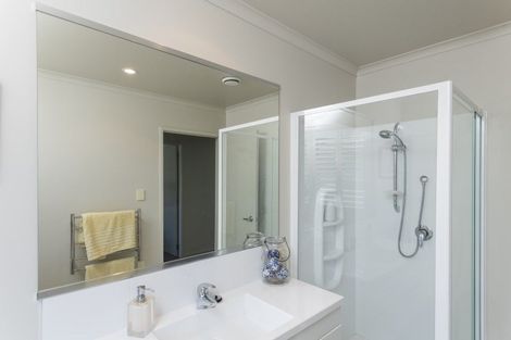 Photo of property in 1 Hamilton Drive, Wainui, Gisborne, 4010