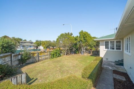 Photo of property in 166 Highbury Avenue, Highbury, Palmerston North, 4412
