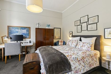 Photo of property in 84 Glenmore Street, Northland, Wellington, 6012