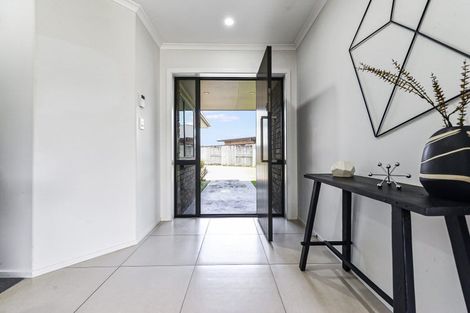 Photo of property in 8 Mosslea Court, Rototuna North, Hamilton, 3210