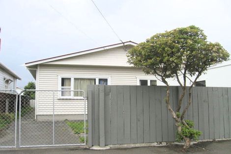 Photo of property in 141 Onepu Road, Lyall Bay, Wellington, 6022