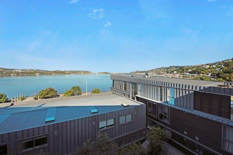 Photo of property in Patent 326 Apartments, 404s/326 Evans Bay Parade, Hataitai, Wellington, 6021