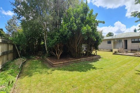 Photo of property in 2 Oaklea Avenue, Marton, 4710