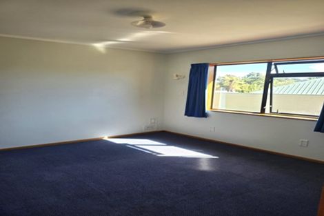 Photo of property in 58 Welcome Bay Road, Welcome Bay, Tauranga, 3112