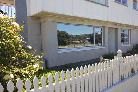 Photo of property in 2/1 Charles Street, Westshore, Napier, 4110