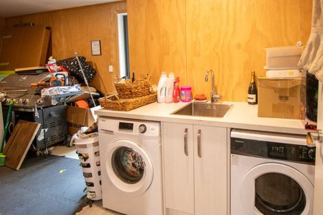 Photo of property in 81 Severn Street, Clifton, Invercargill, 9812
