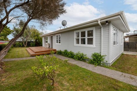 Photo of property in 74 Forest Hill Road, Henderson, Auckland, 0612
