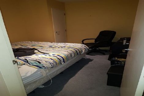 Photo of property in 2c/5 Kent Terrace, Mount Victoria, Wellington, 6011