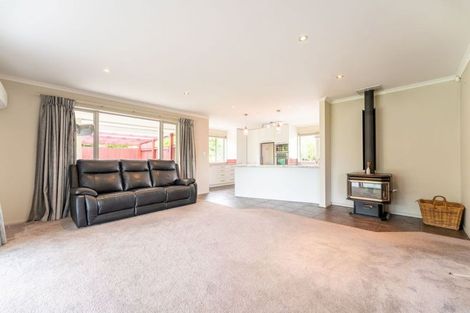 Photo of property in 140 Awamoa Road, Holmes Hill, Oamaru, 9492